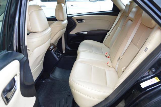 Used 2013 Toyota Avalon Limited FWD image 52