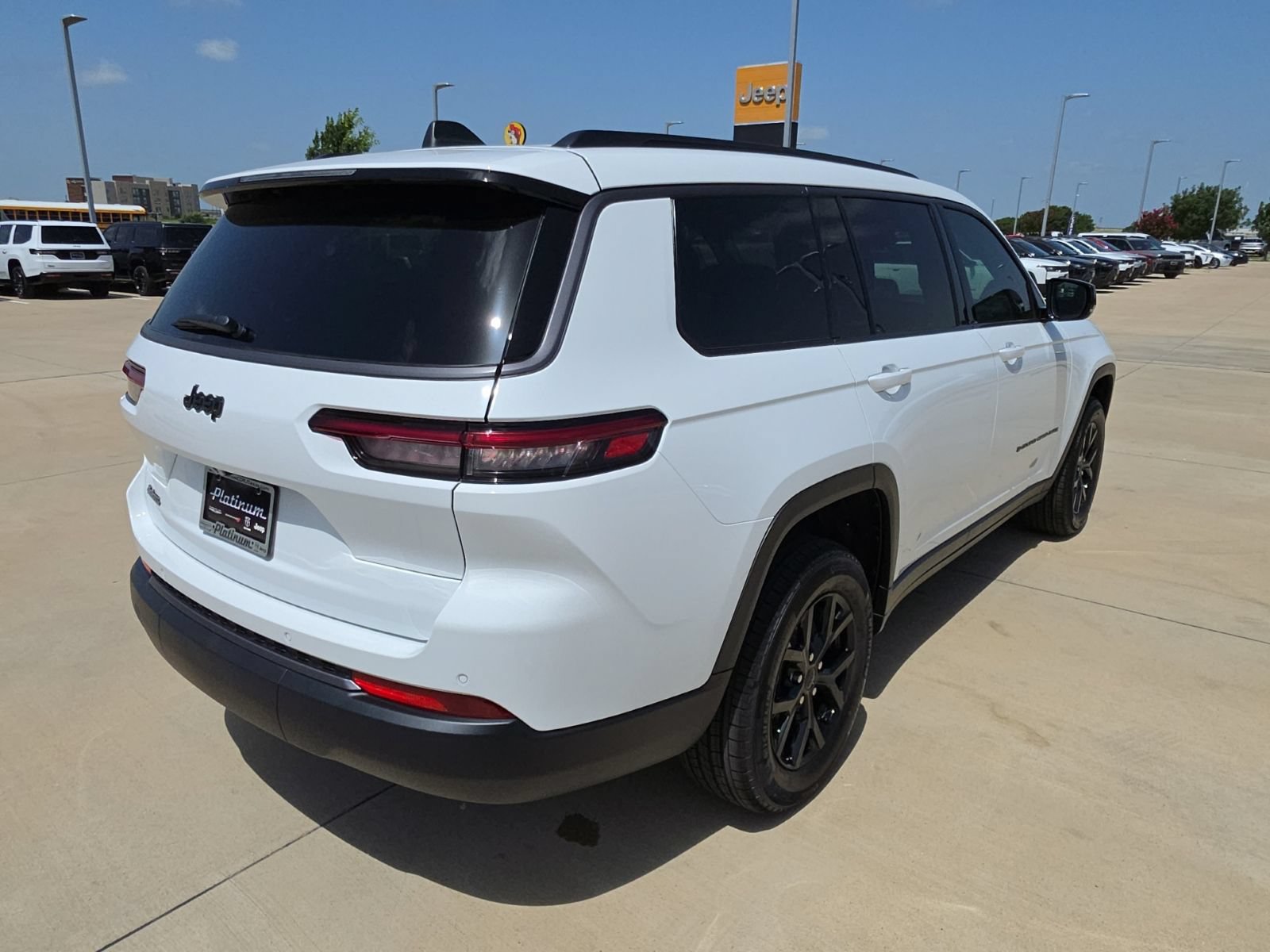 New 2026 Jeep Grand Cherokee L 2WD image 5