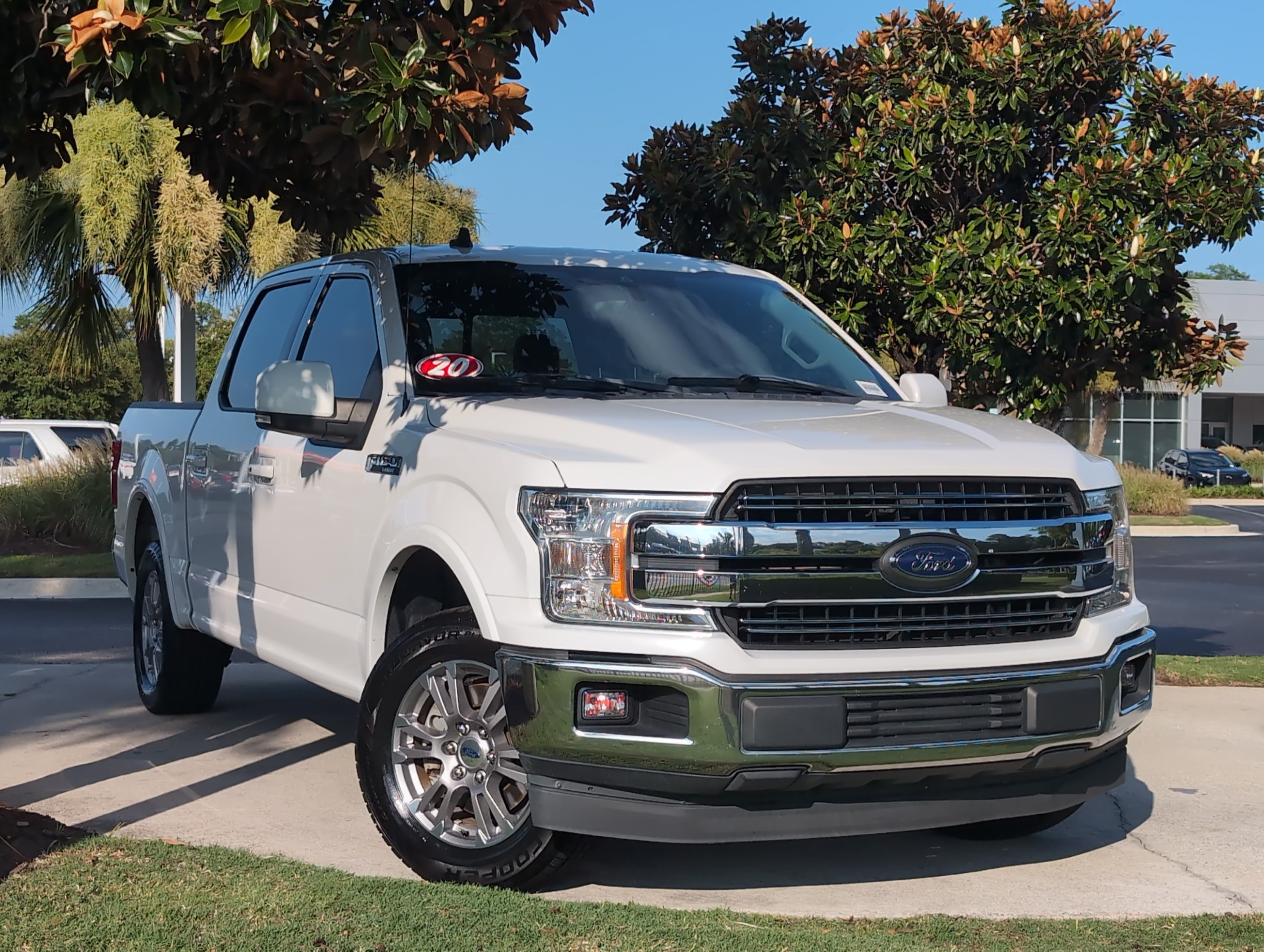 Used 2020 Ford F150 Lariat RWD image 2
