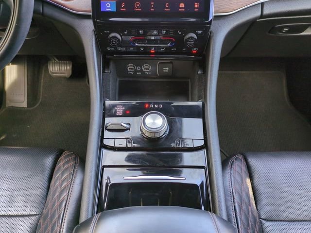 Used 2021 Jeep Grand Cherokee L Summit w/ Luxury Tech Group V image 19