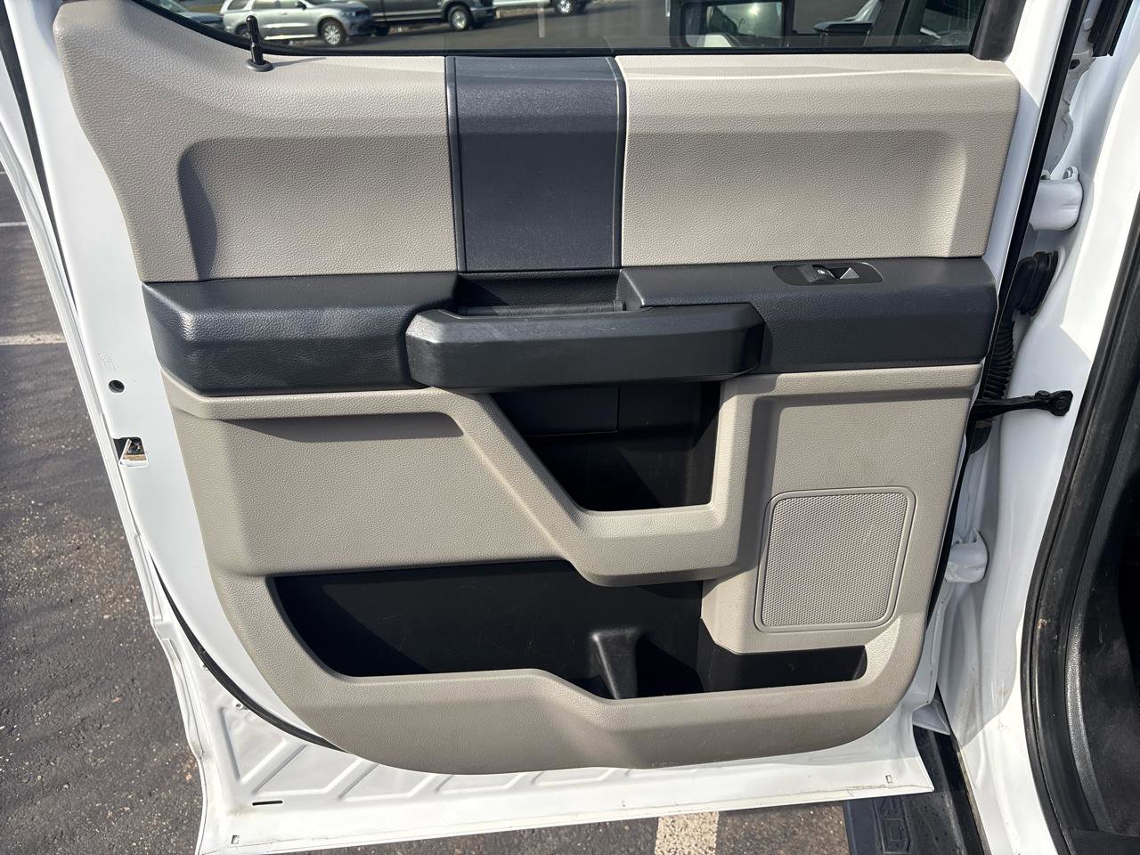 Used 2022 Ford F250 XL w/ Power Equipment Group image 25