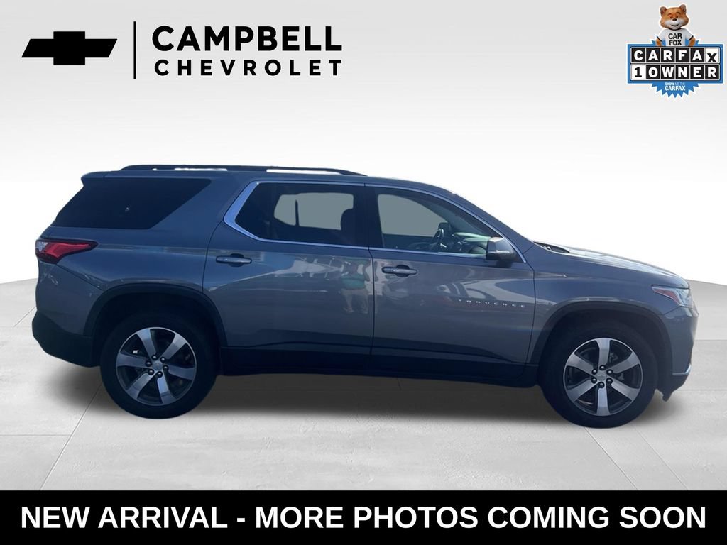 Used 2021 Chevrolet Traverse LT w/ LT Premium Package AWD/4WD image 6