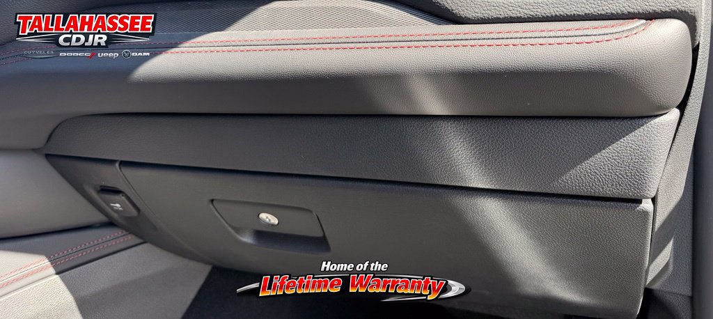 Used 2025 Dodge Durango GT w/ Trailer Tow Group IV AWD/4WD image 34