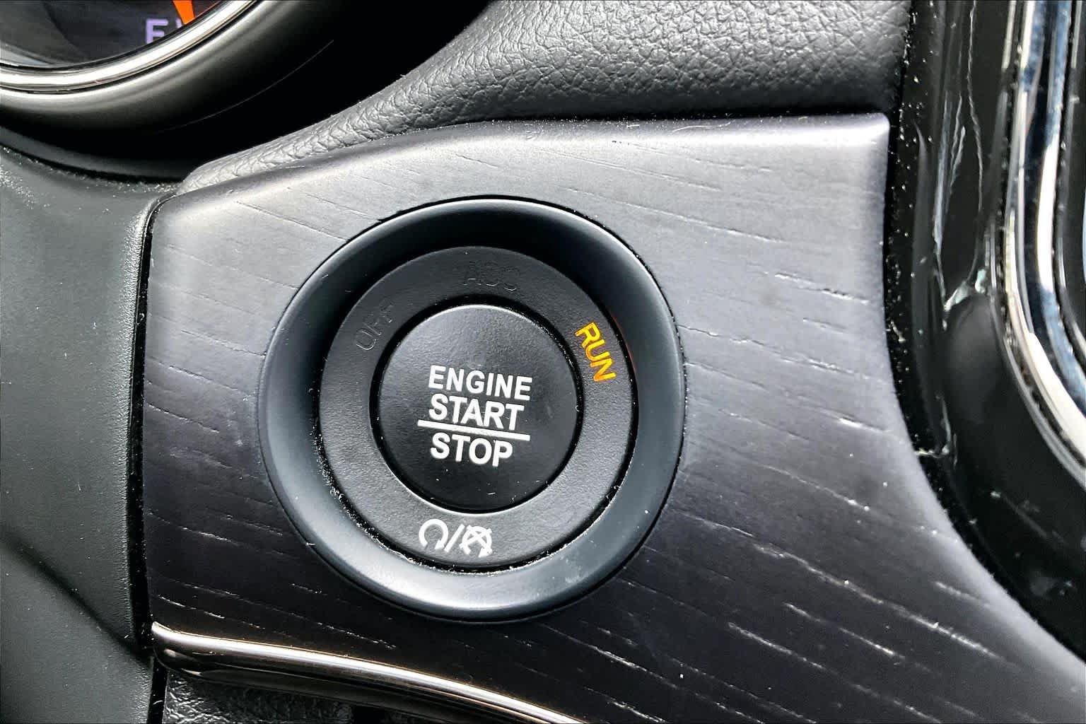 Used 2021 Jeep Grand Cherokee High Altitude AWD/4WD image 33