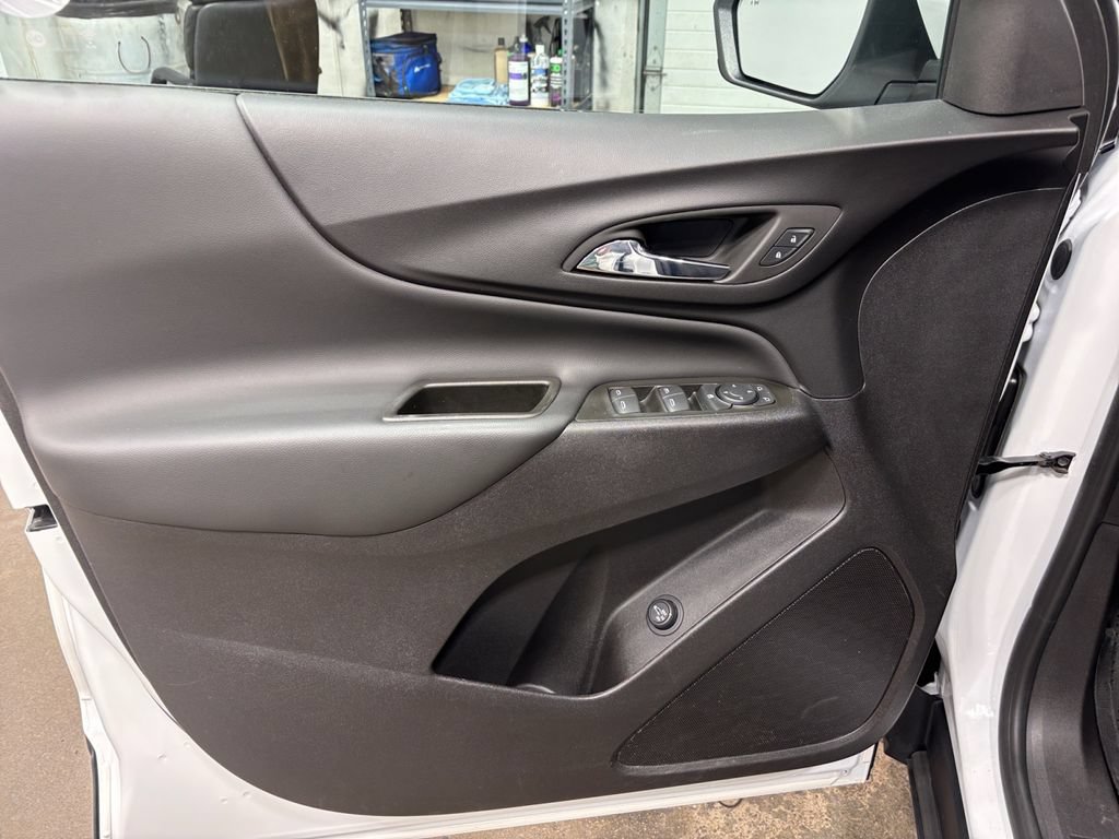 Used 2024 Chevrolet Equinox LT w/ LPO, Floor Liner Package AWD/4WD image 16
