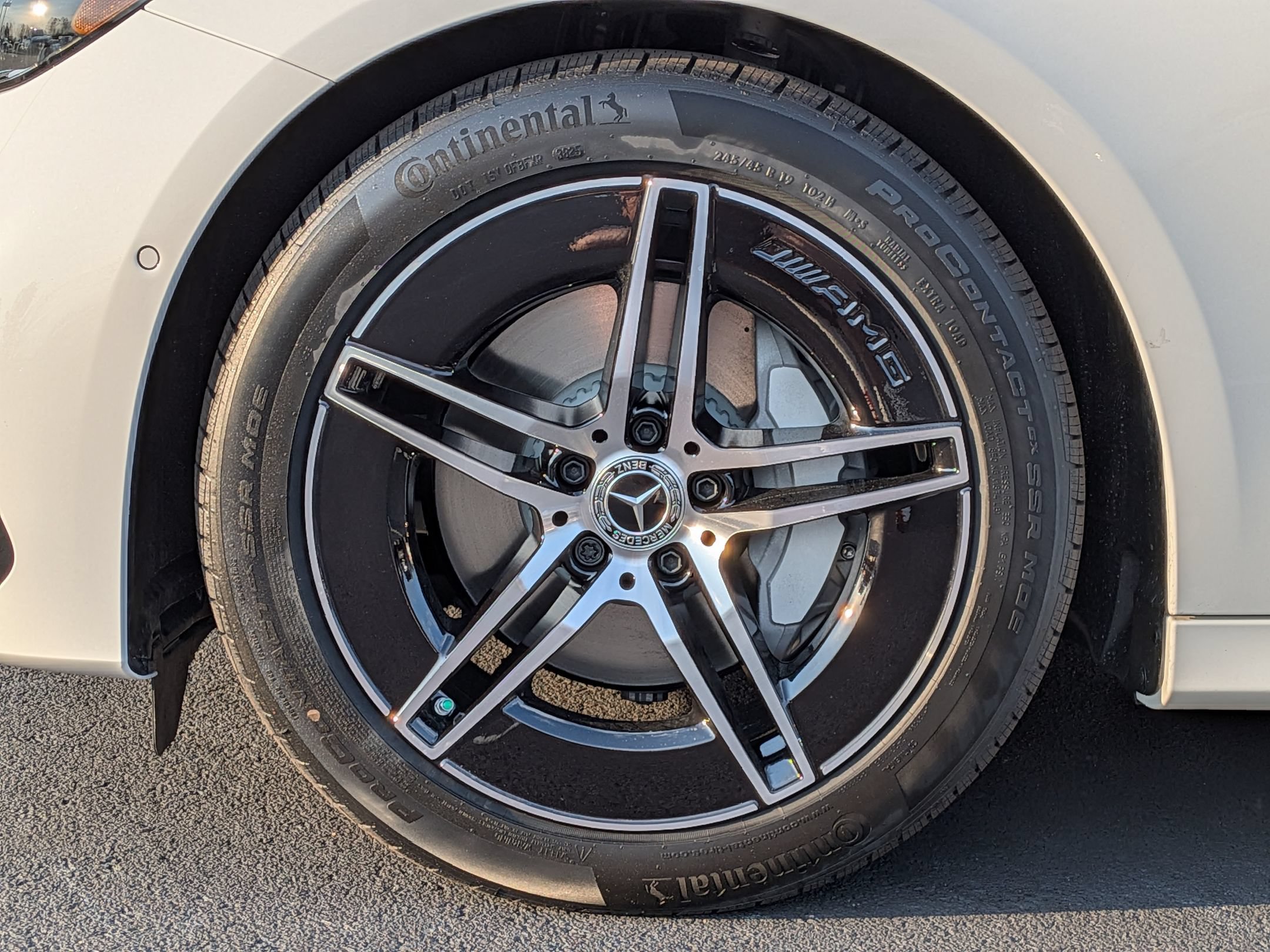 New 2026 Mercedes-Benz E 350 4MATIC Sedan image 13