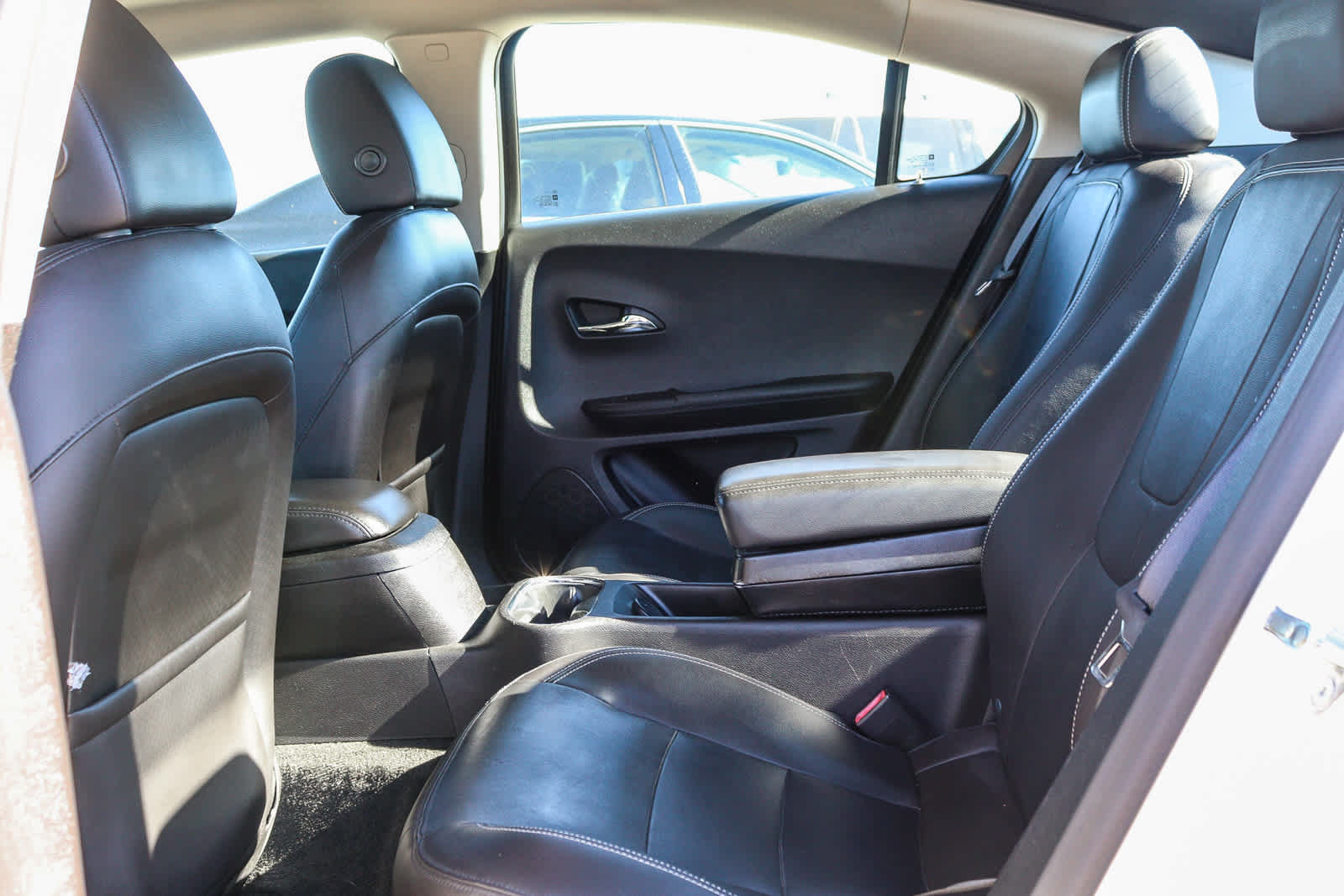 Used 2013 Chevrolet Volt Premium w/ Premium Trim Package FWD image 21