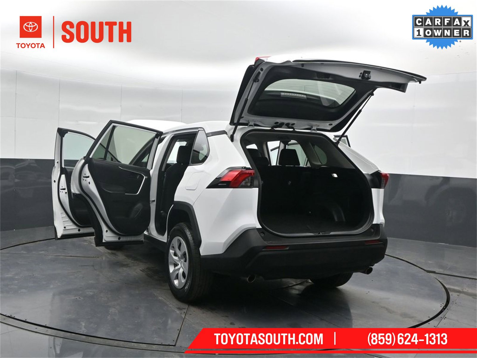 Used 2024 Toyota RAV4 LE image 54