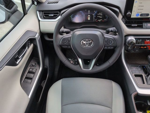Used 2025 Toyota RAV4 Limited FWD image 16