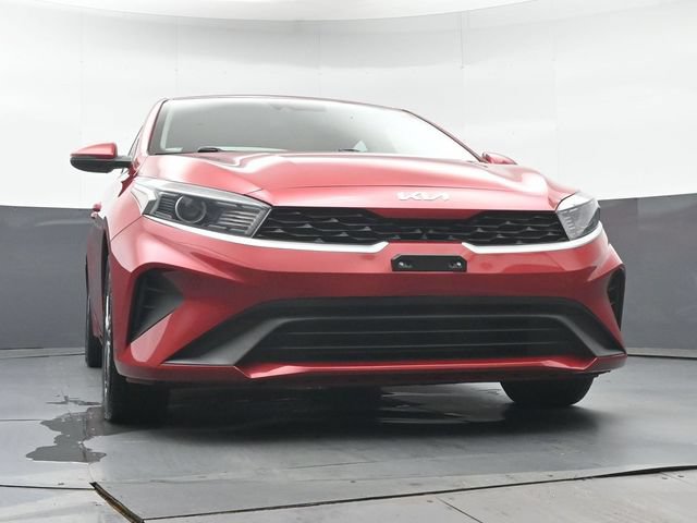 Used 2022 Kia Forte LXS w/ LXS Technology Package FWD image 28