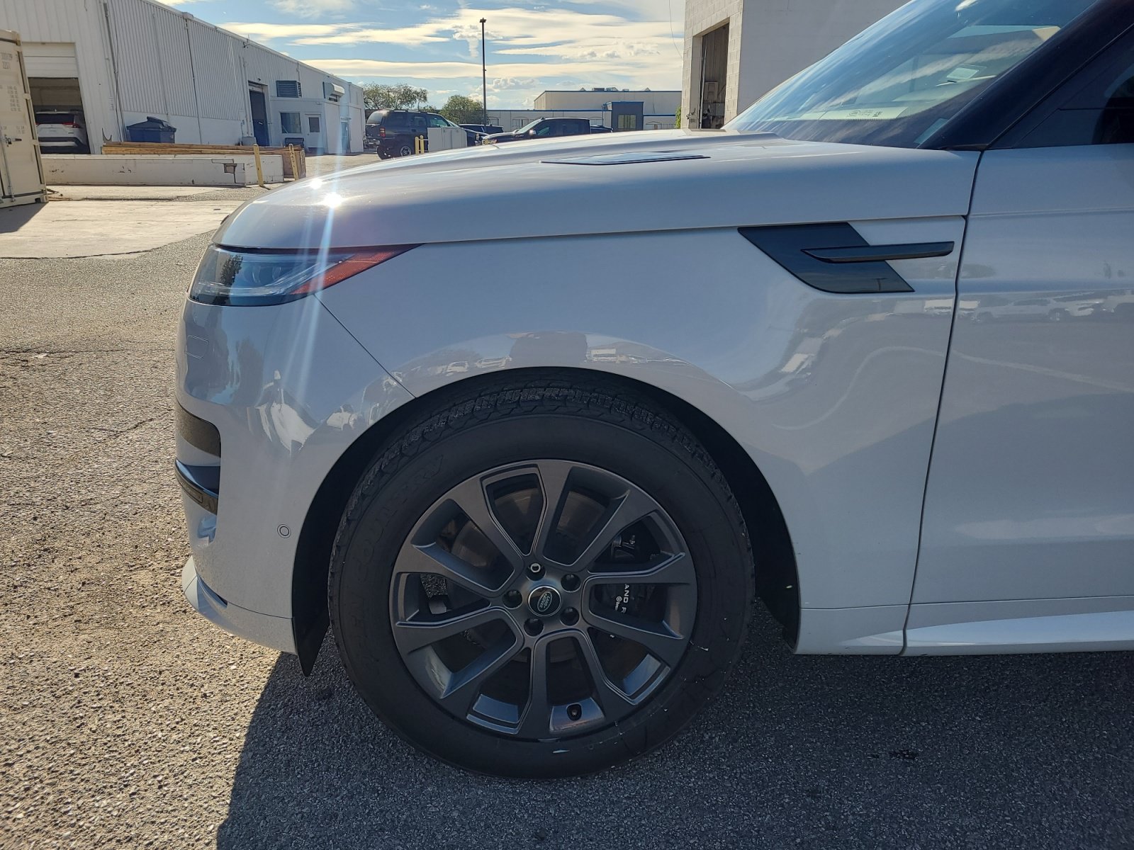 Used 2024 Land Rover Range Rover Sport Dynamic SE AWD/4WD image 10