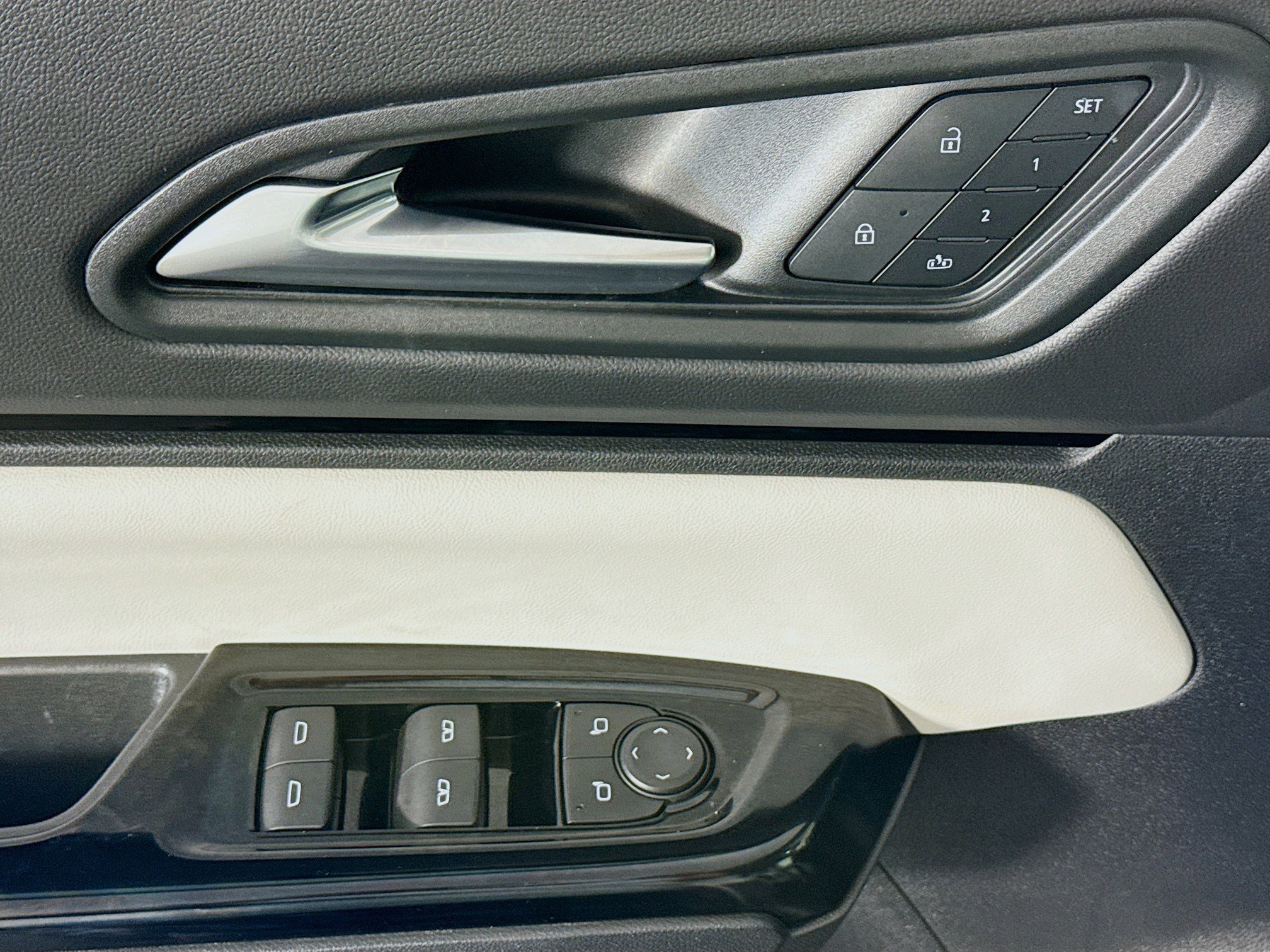 Used 2024 Honda Prologue Touring image 24