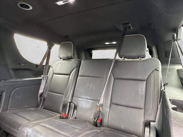 Used 2023 Chevrolet Suburban Premier RWD image 20