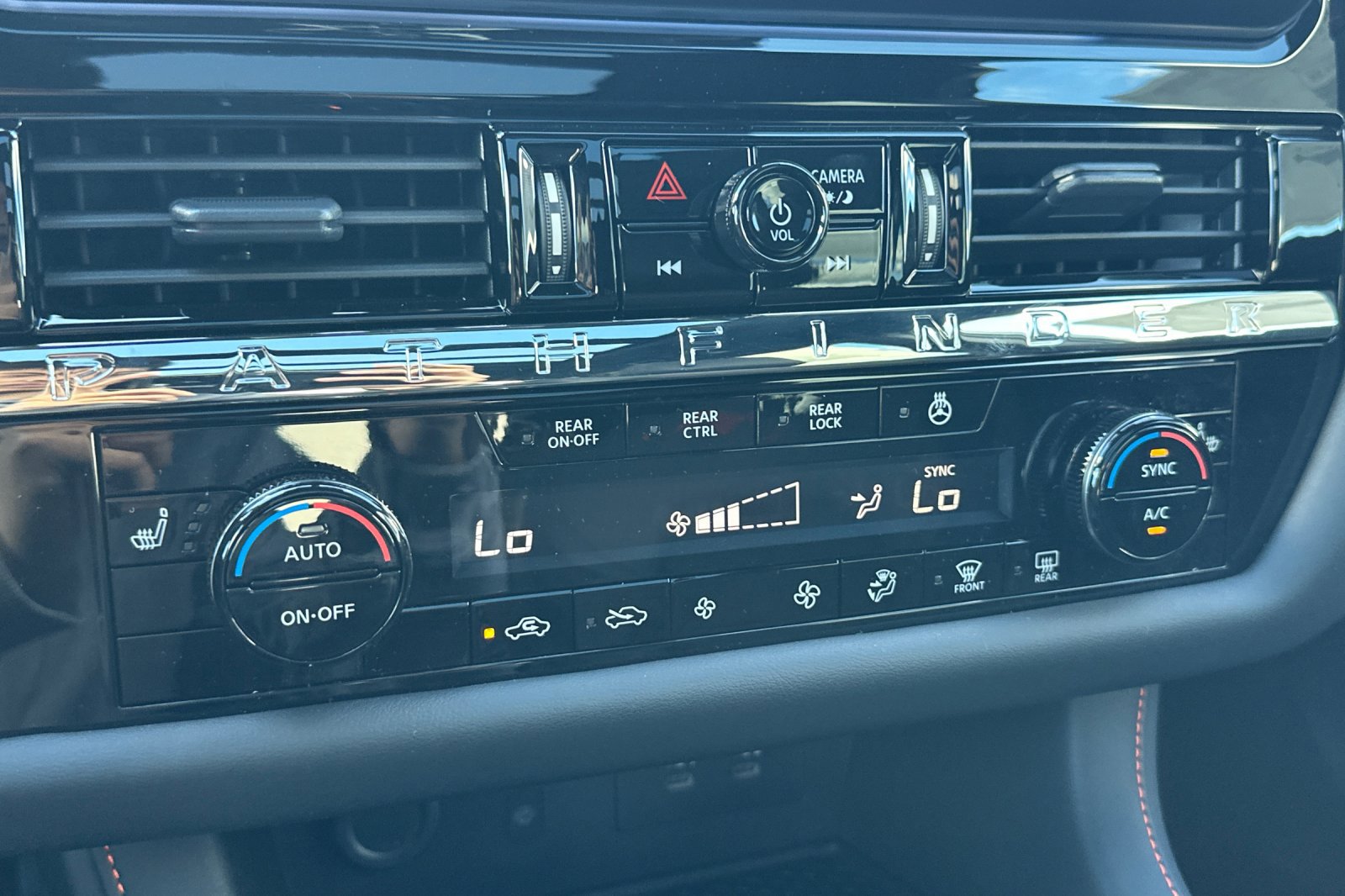 New 2026 Nissan Pathfinder Rock Creek w/ Rock Creek Premium Package image 21