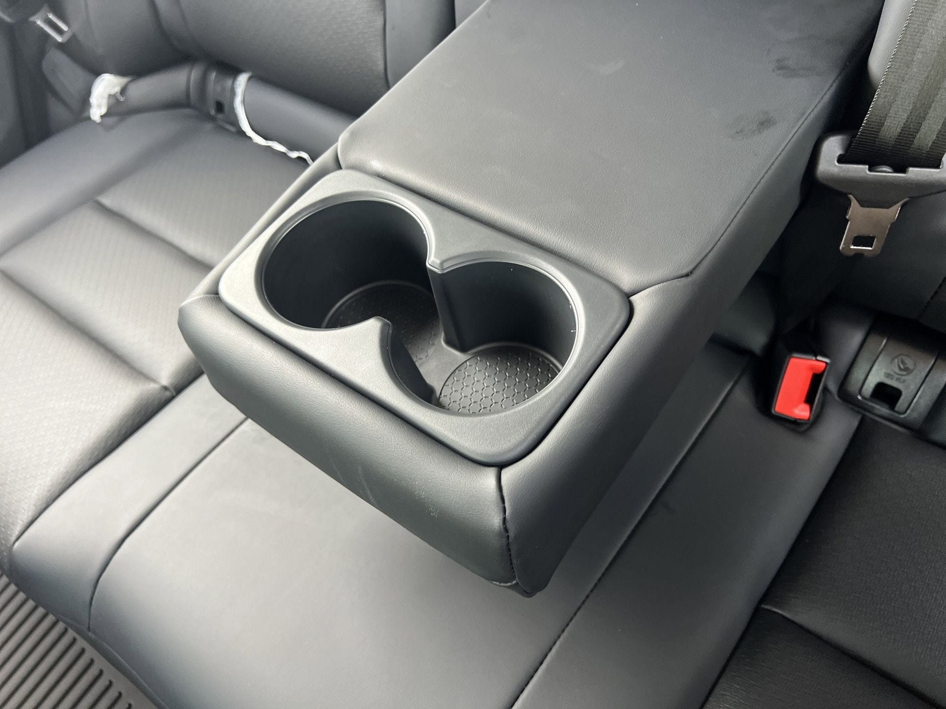 New 2026 Nissan Rogue Dark Armor FWD image 18