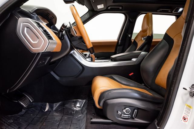 Used 2022 Land Rover Range Rover Sport SVR image 10