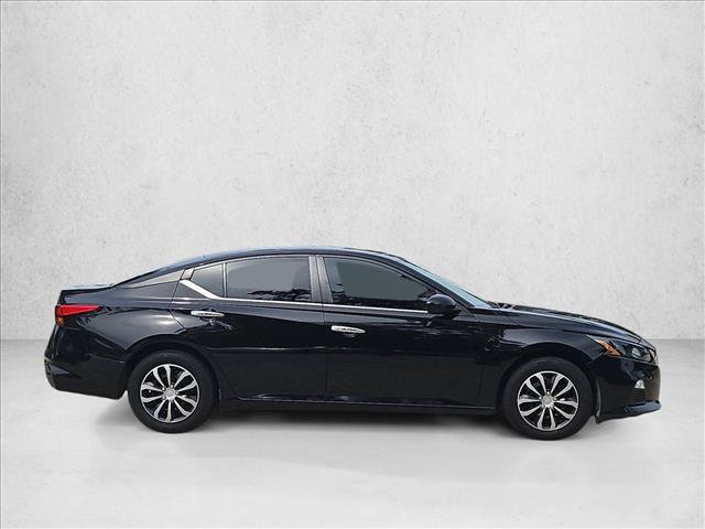 Used 2022 Nissan Altima 2.5 S FWD image 4