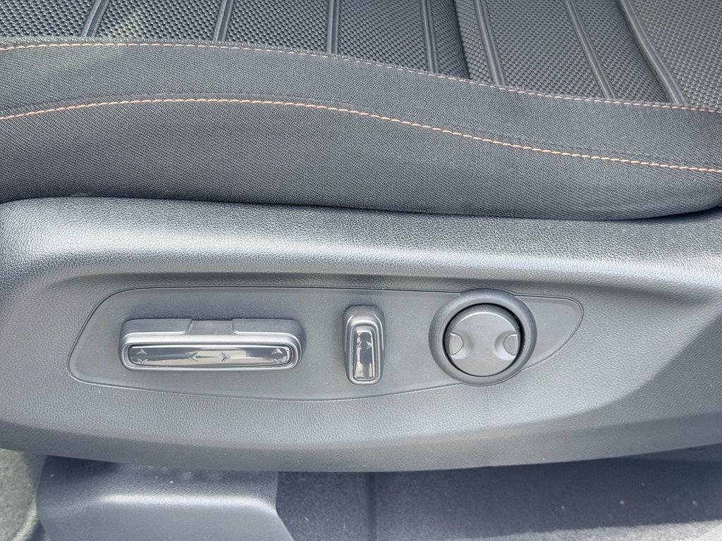 Used 2025 Honda CR-V Sport image 24