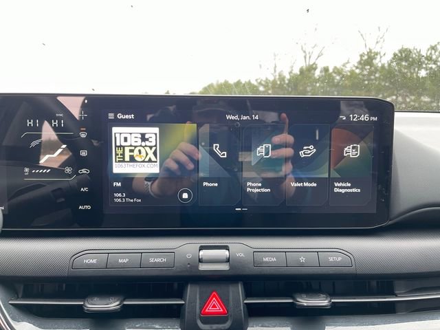 Used 2025 Kia K4 EX image 28