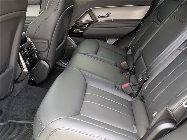 New 2027 Land Rover Range Rover Sport SE AWD/4WD image 17