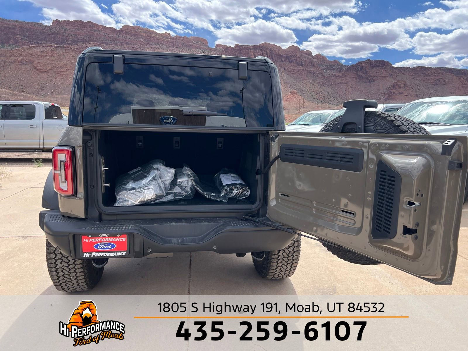 New 2026 Ford Bronco Badlands w/ Sasquatch Package AWD/4WD image 11