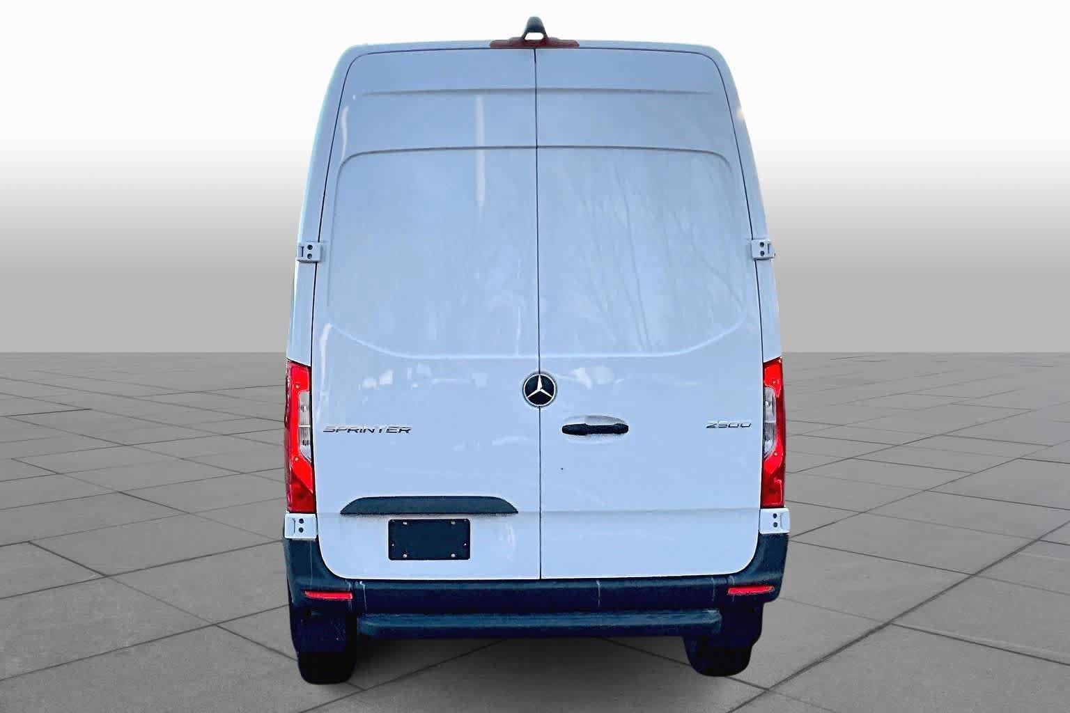 New 2026 Mercedes-Benz Sprinter 2500 image 4