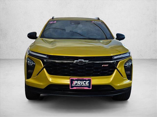 Used 2024 Chevrolet Trax RS w/ Driver Confidence Package FWD video 2