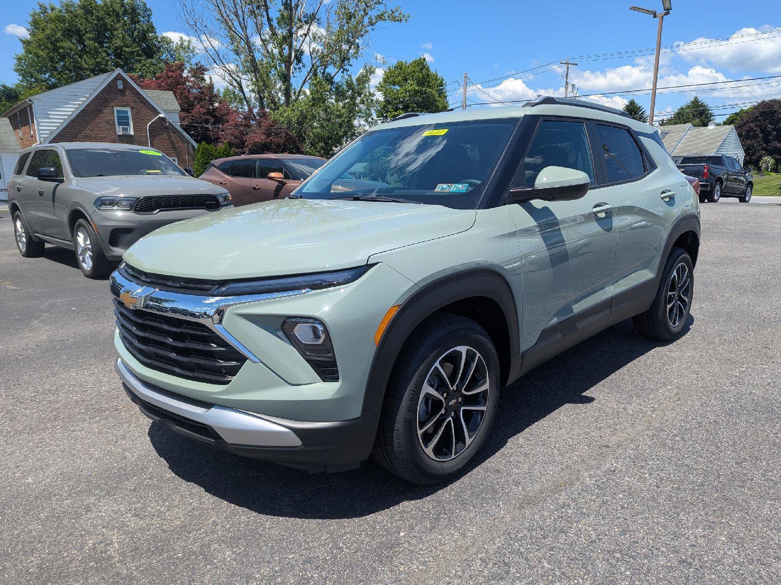 New 2026 Chevrolet TrailBlazer LT w/ LT Cold Weather Package AWD/4WD image 4