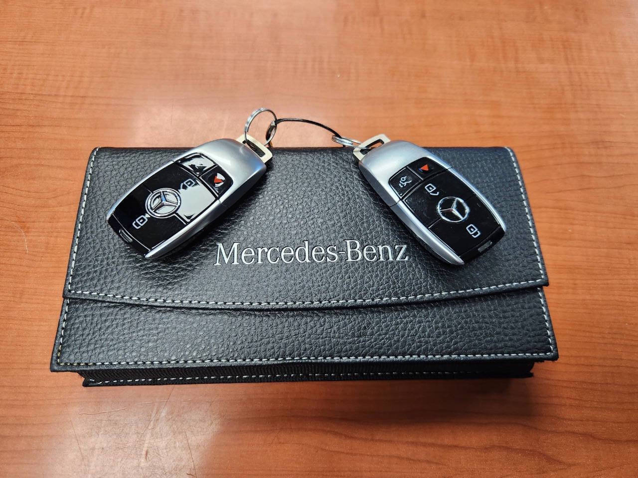 Used 2017 Mercedes-Benz E 300 4MATIC image 17