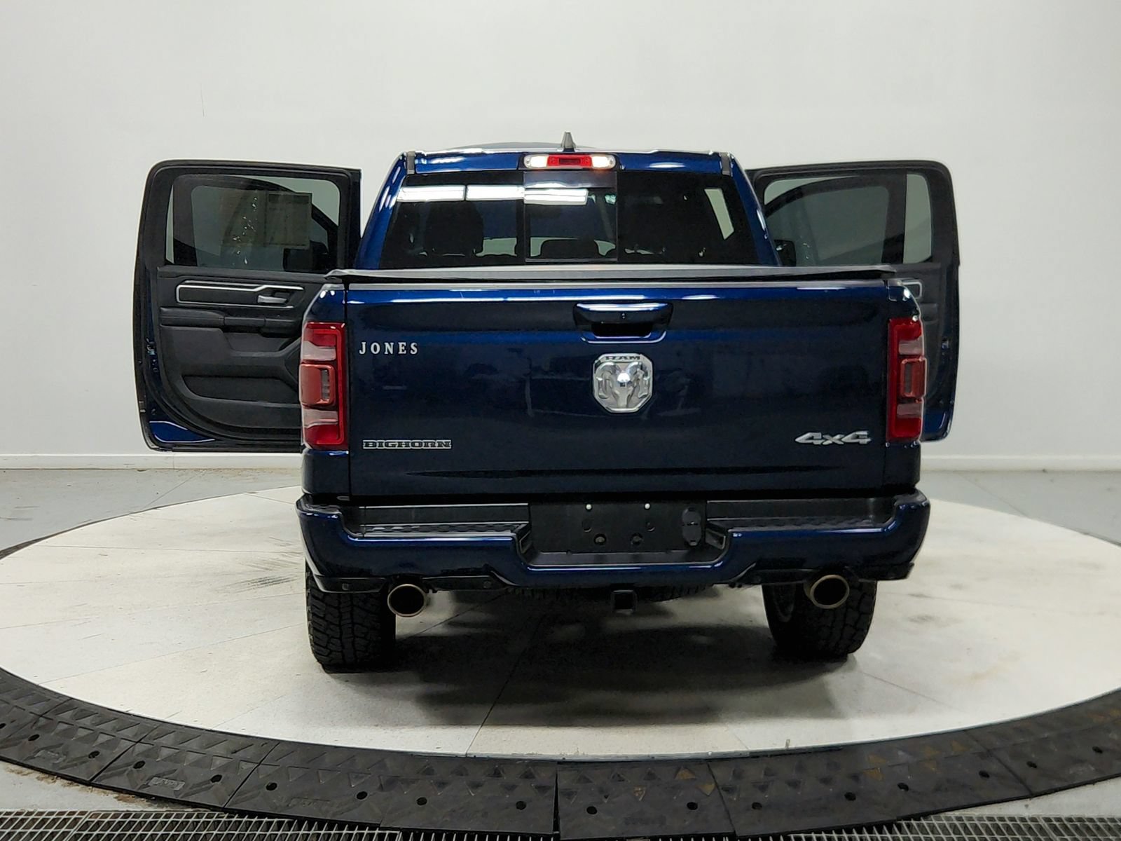 Used 2020 RAM 1500 Big Horn AWD/4WD image 15