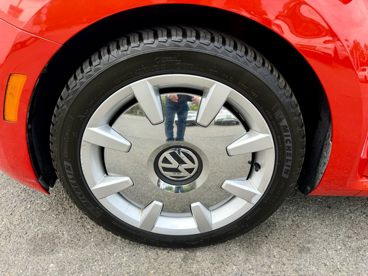 Used 2018 Volkswagen Beetle 2.0T SE image 10