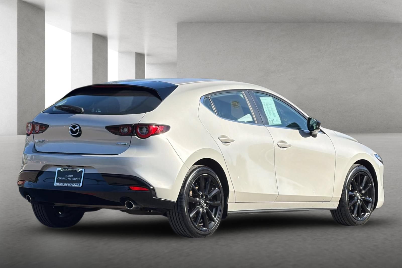 Certified 2025 MAZDA MAZDA3 s Sport FWD image 4