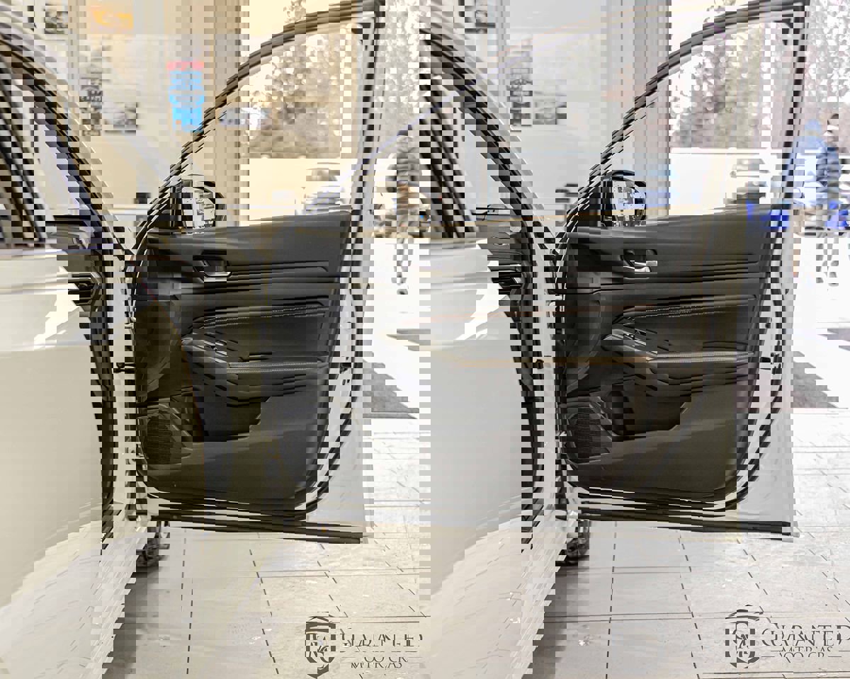 Used 2019 Nissan Altima 2.5 SR w/ SR Premium Package image 39