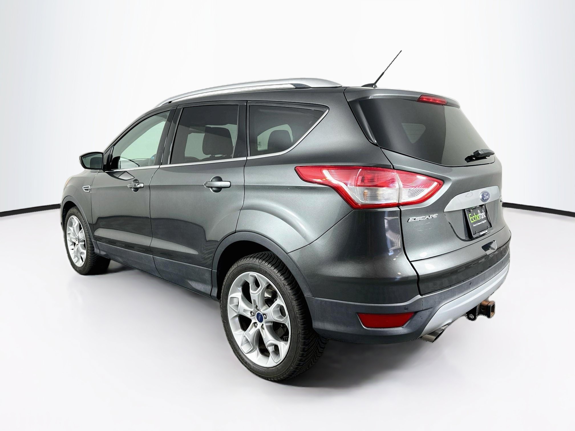 Used 2016 Ford Escape Titanium w/ Equipment Group 301A AWD/4WD image 5