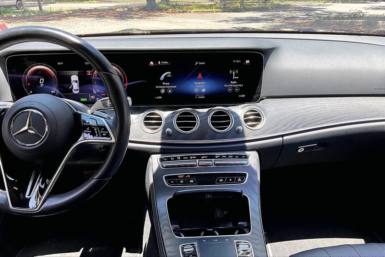Used 2022 Mercedes-Benz E 450 4MATIC Sedan image 9