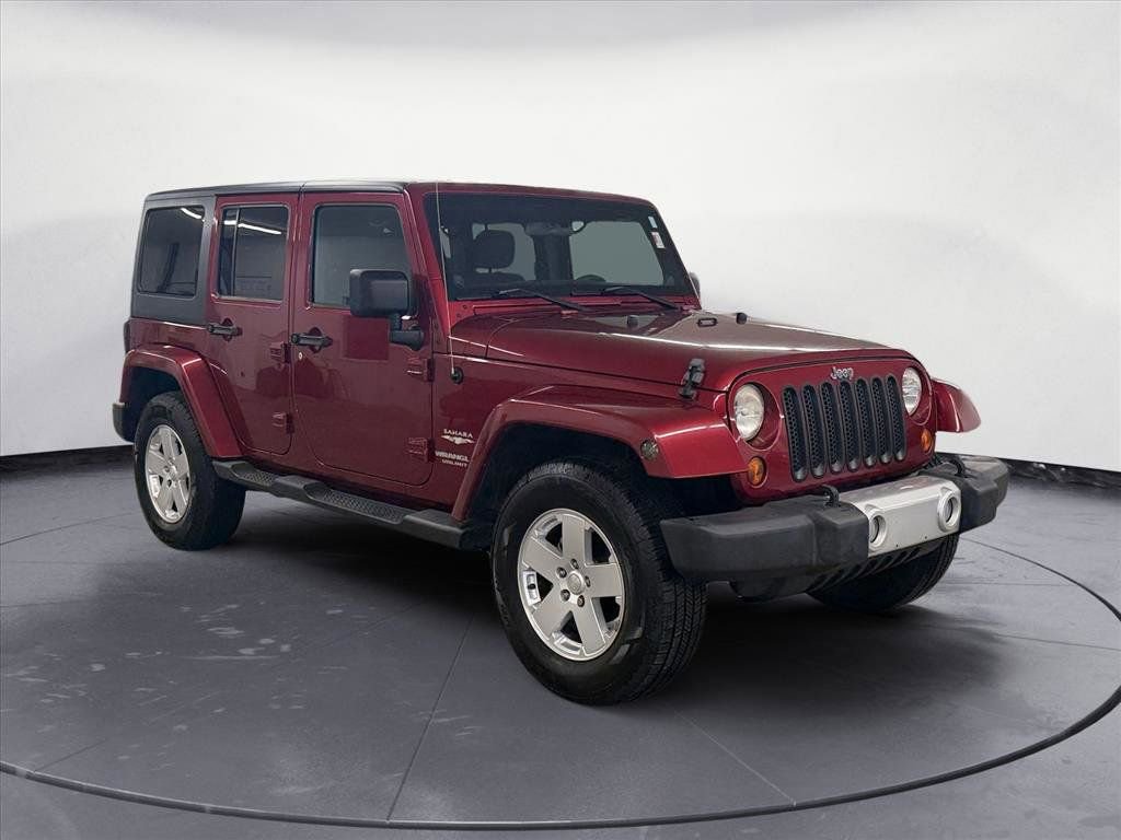 Used 2012 Jeep Wrangler Unlimited Sahara w/ Dual Top Group image 8