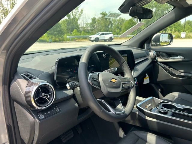 New 2026 Chevrolet Equinox LT w/ Convenience Package II image 31