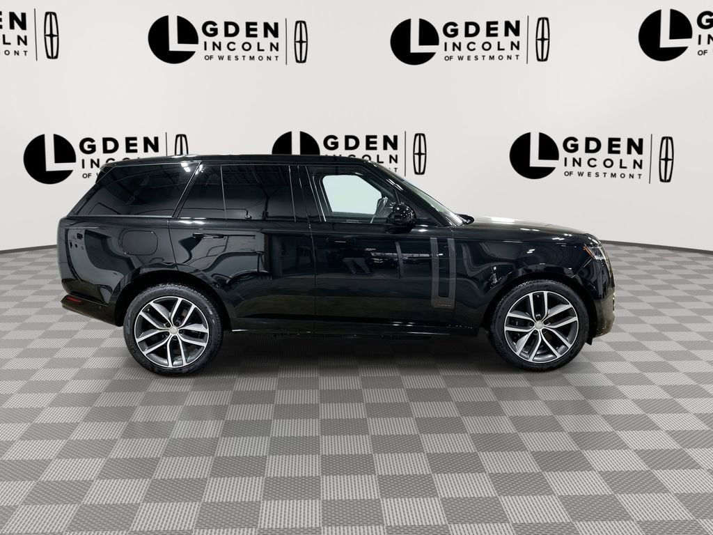 Used 2025 Land Rover Range Rover Autobiography image 9