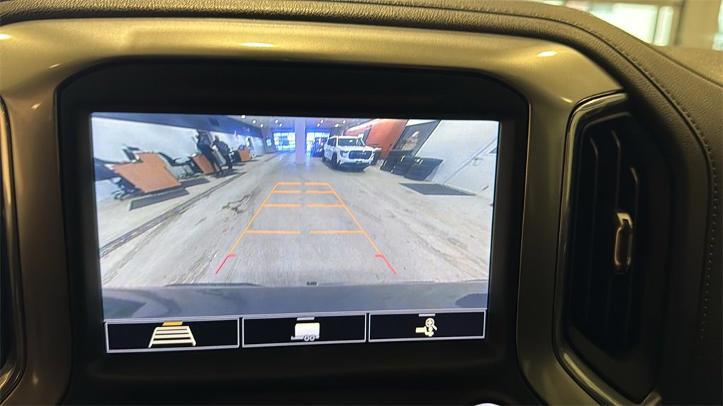 Used 2020 Chevrolet Silverado 1500 LT w/ All-Star Edition image 34