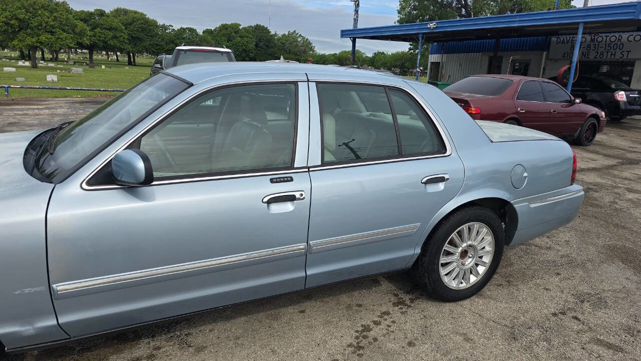 Used 2010 Mercury Grand Marquis LS RWD image 2