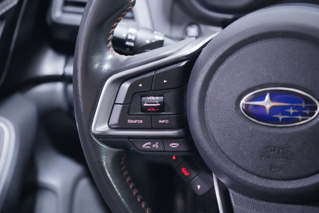 Used 2020 Subaru Crosstrek 2.0i Premium w/ Moonroof Package 2 AWD/4WD image 13