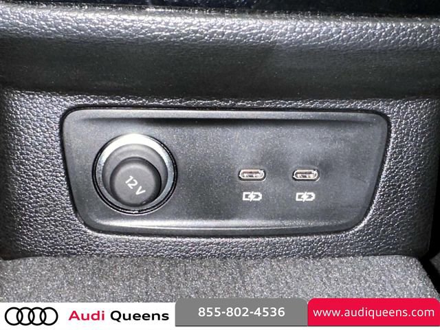 Certified 2025 Audi Q3 2.0T Premium Plus w/ Premium Plus Package image 14
