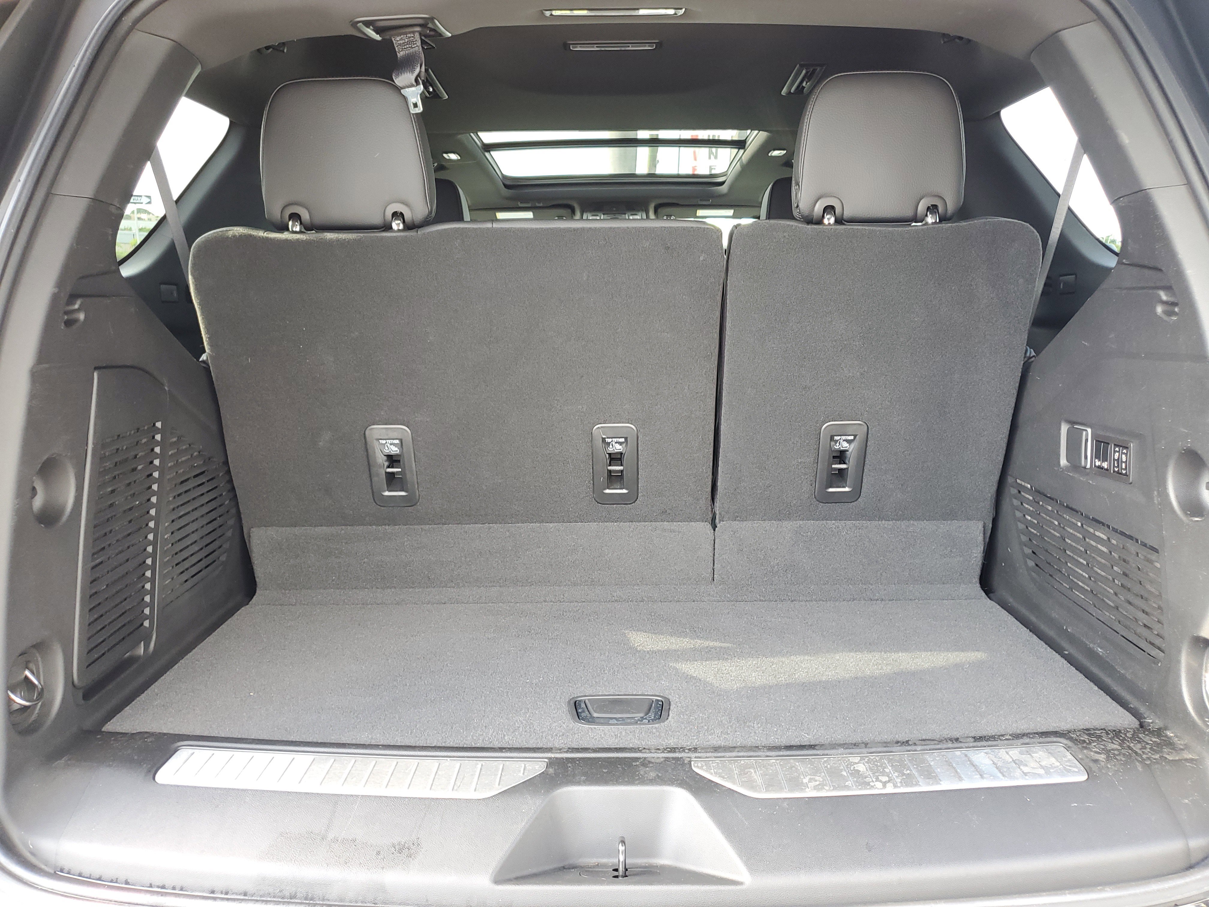 Used 2023 GMC Yukon Denali w/ Advanced Technology Package image 20