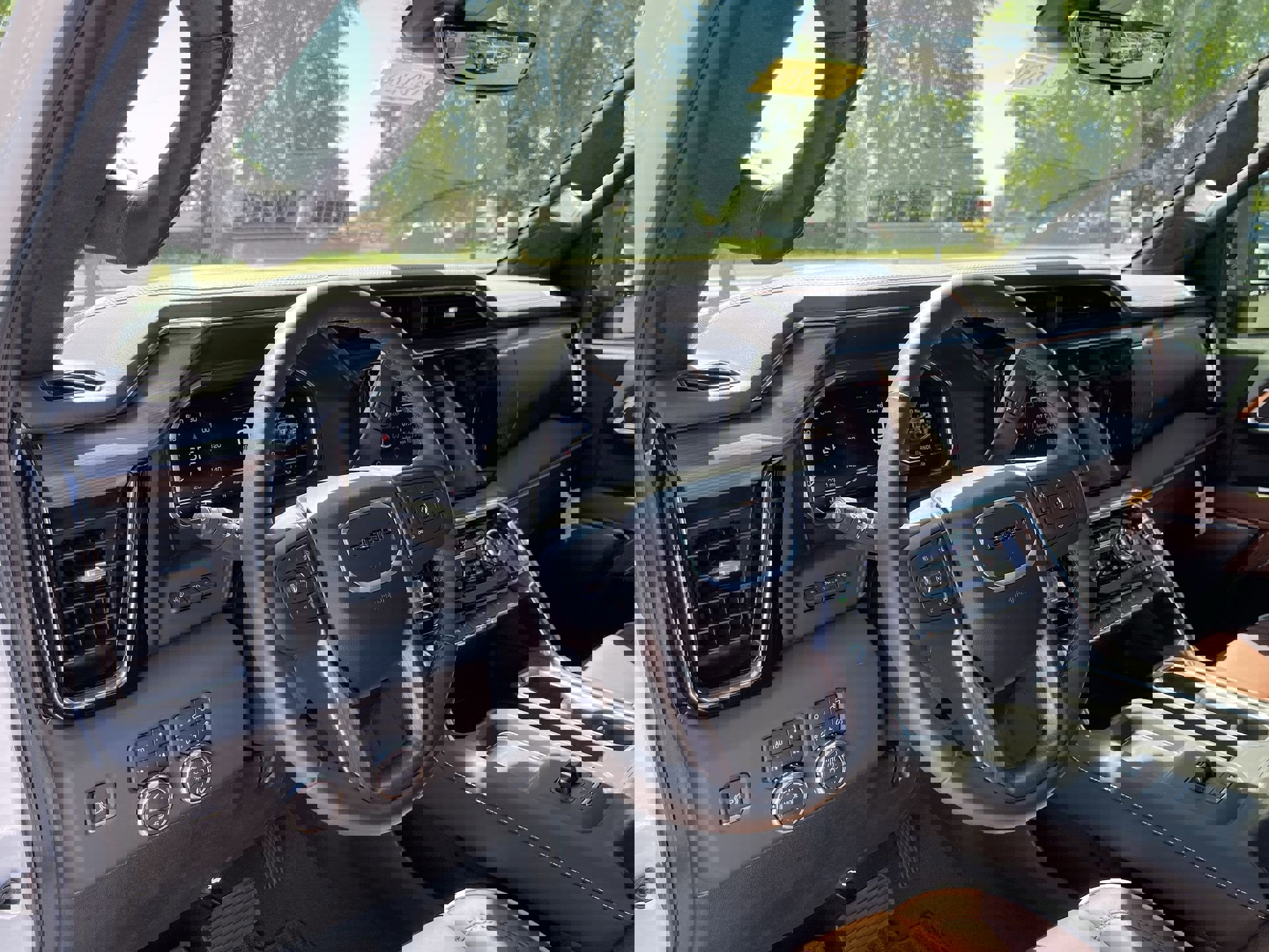 New 2025 GMC Sierra 3500 Denali Ultimate image 46