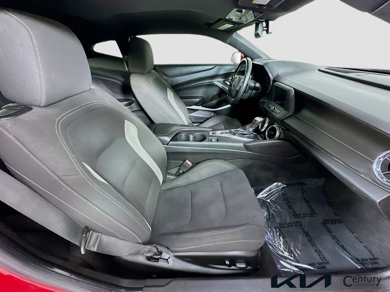 Used 2019 Chevrolet Camaro LT image 24