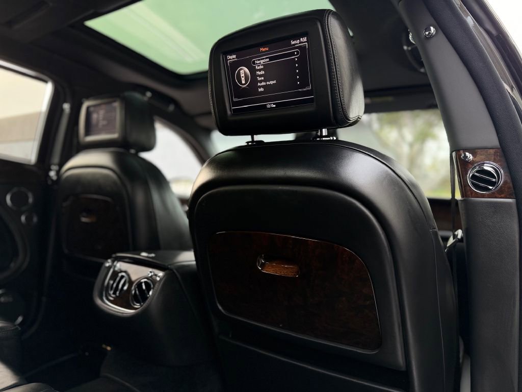Used 2013 Bentley Mulsanne image 47