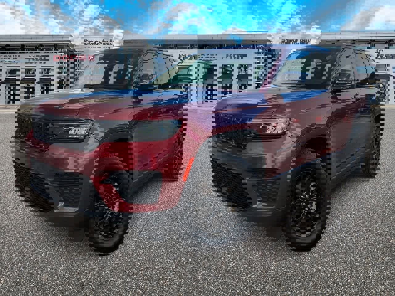 Used 2024 Jeep Grand Cherokee Altitude image 1