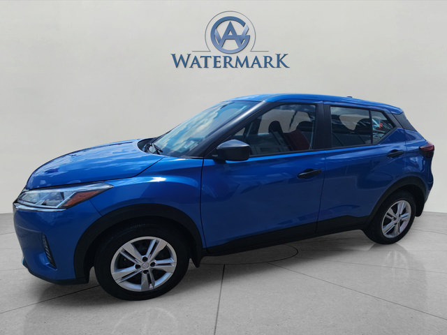 Used 2025 Nissan Kicks Play S FWD image 1