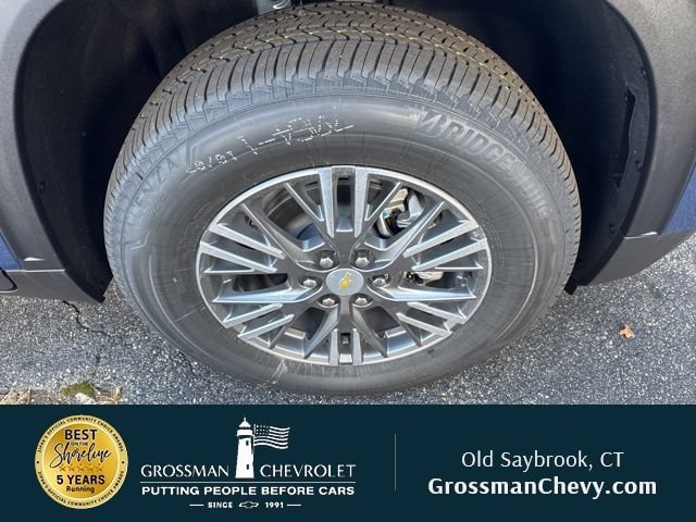 New 2026 Chevrolet Traverse LT w/ Driver Confidence Package FWD image 22