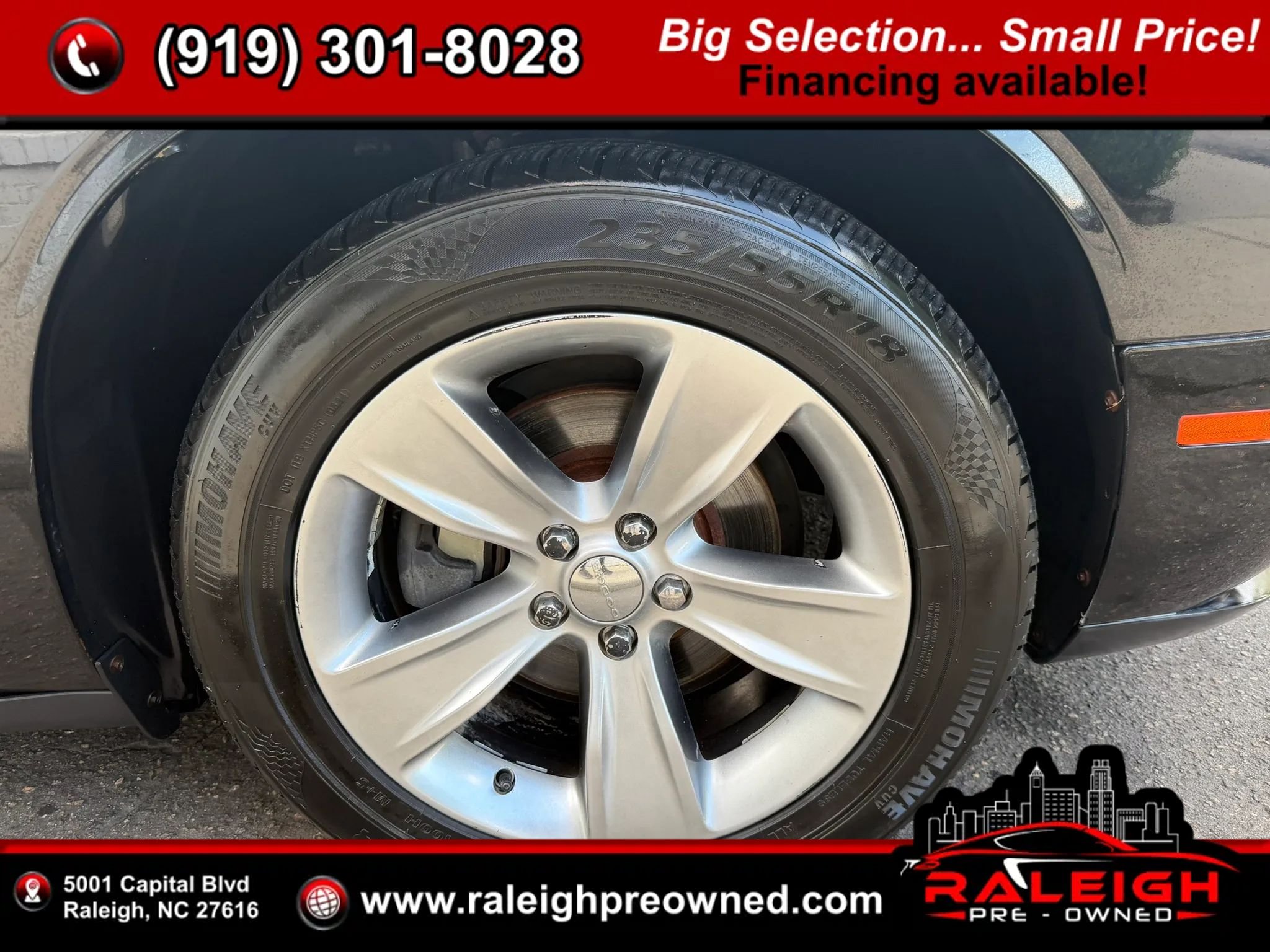 Used 2016 Dodge Challenger SXT RWD image 28